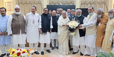 প্রধানমন্ত্রীর সঙ্গে ১৪ দলের বৈঠক, আসন সমন্বয় নিয়ে আলোচনা