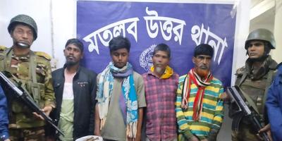মতলবে কিশোর গ্যাংসহ আটক ১০