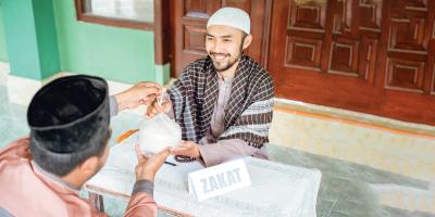 জাকাত গরিবের হক ও ধনীর দায়িত্ব
