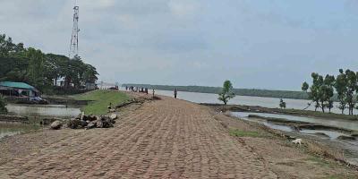মায়ানমারের সীমান্তের ওপারে ব্যাপক গোলাগুলি, আতঙ্কে এলাকার বাসিন্দারা