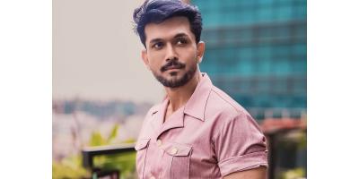 এবার বলিউডের সিরিজে শুভ