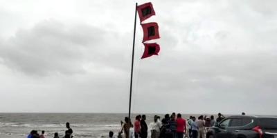 সাগরে নিম্নচাপ, ৩ নম্বর সংকেত