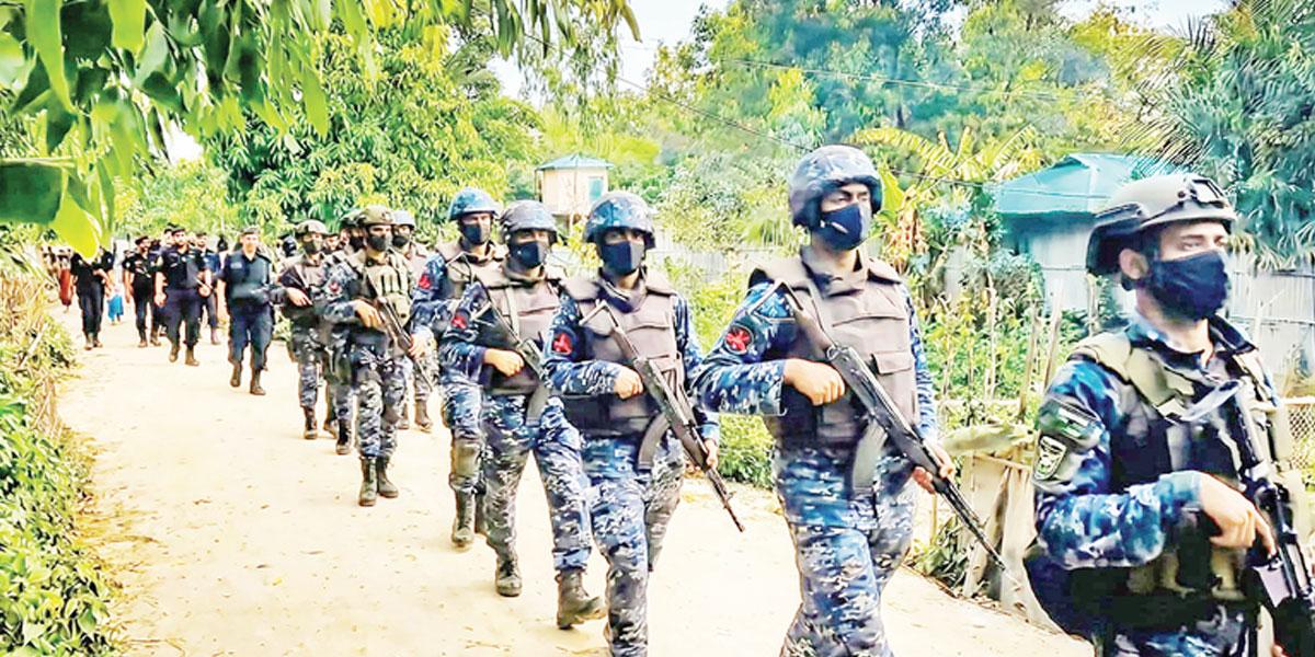 উপকূলের নির্বাচন-আইনশৃঙ্খলায় ভরসা নৌবাহিনী
