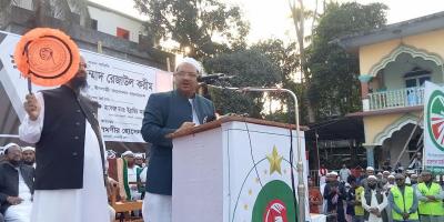 ইসলামি দলগুলো যখন ঐক্যবদ্ধ, জামায়াত তখন মাঝপথে ঢুকেছে: চরমোনাই পীর