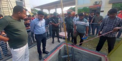 ফরিদপুরে ‘তেল নাই’ লেখা ২ পাম্পে মিললো ৫৪ হাজার লিটার তেল