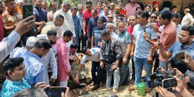 ফেনীতে নিহত যুবদল নেতা হারুনের পরিবারকে ঘর উপহার প্রধানমন্ত্রীর