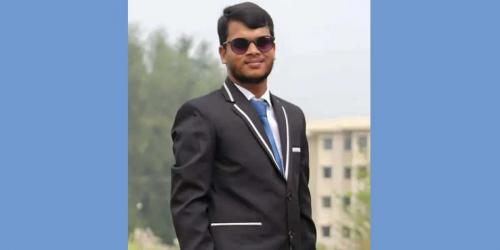 শেষ নিশ্বাস পর্যন্ত পাশে ছিলেন সহপাঠীরা