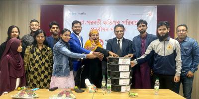 সাতক্ষীরায় বন্যায় ক্ষতিগ্রস্তদের স্বাবলম্বী করতে ‘বন্ধুজন’ এর সহায়তা