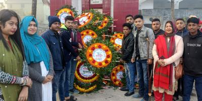বাগেরহাটে বিজয় দিবসে বন্ধুজনের শ্রদ্ধা
