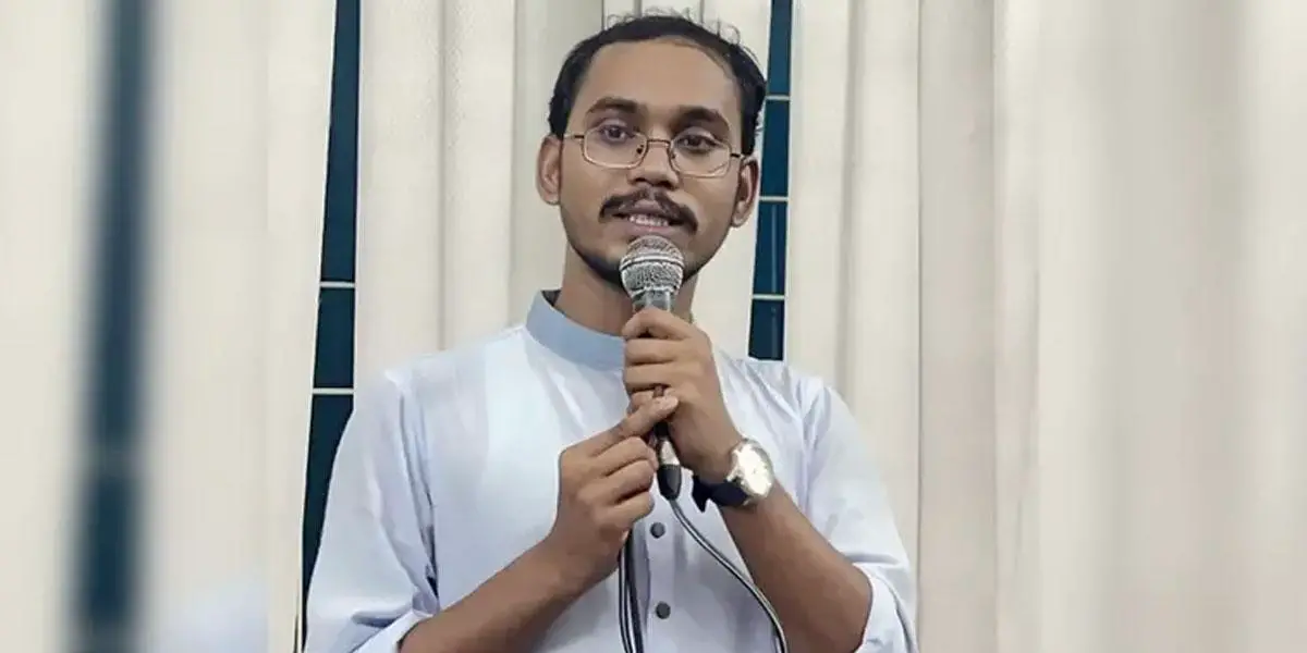 আ.লীগের এমপি-মন্ত্রীদের ভবন ভেঙে শহিদ পরিবারকে দেওয়ার দাবি