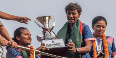নারী ফুটবলারদের বিদ্রোহ প্রত্যাহার