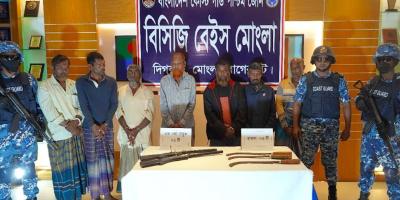 বাগেরহাটে দস্যু বাহিনীর প্রধানসহ ৭ জলদস্যু আটক