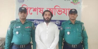 চট্টগ্রামে অপারেশন ডেভিল হান্টে গ্রেপ্তার ৩০