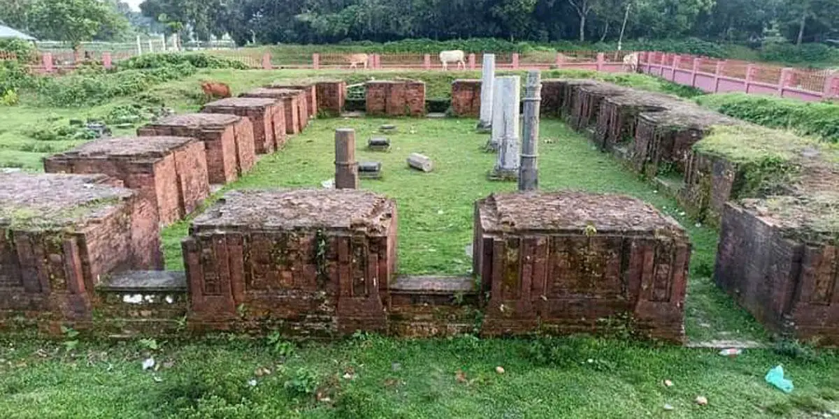 অরক্ষিত রোয়াইলবাড়ি দুর্গ, হতাশ পর্যটকরা