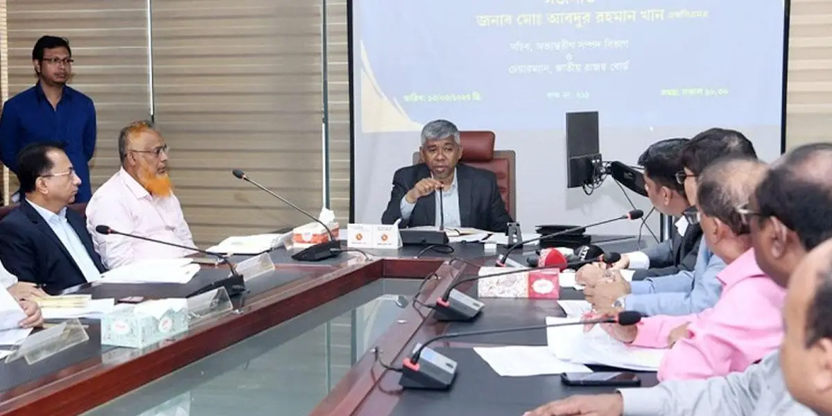 হয়রানি বন্ধ হলে কর দিতে প্রস্তুত ব্যবসায়ীরা
