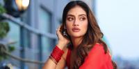 বলিউড অভিষেকের পথে নুসরাত