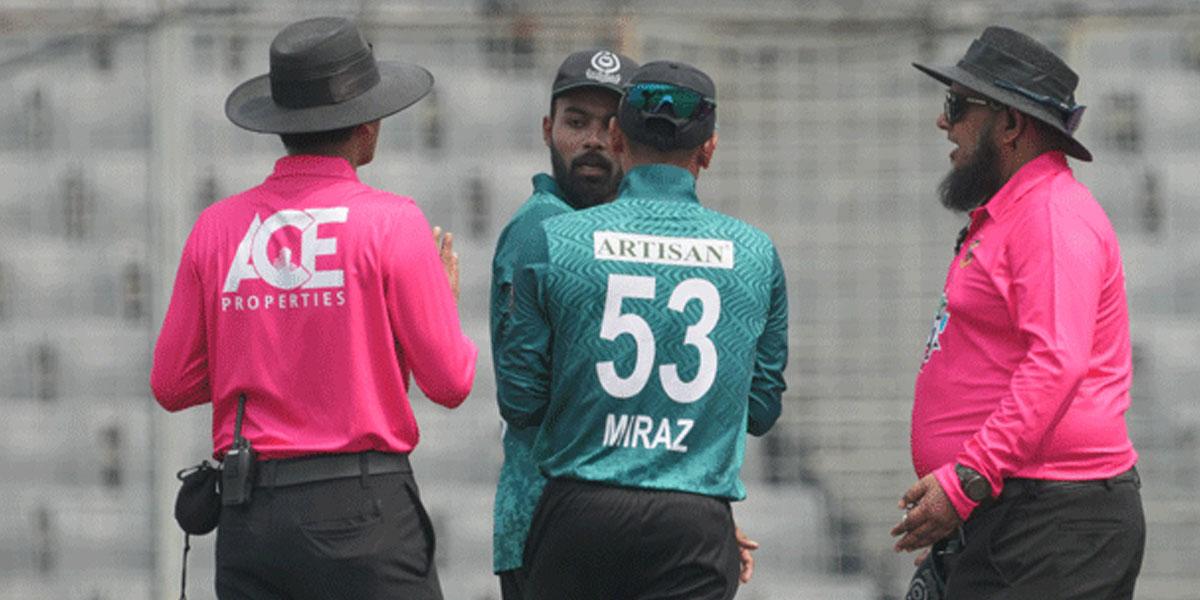 আম্পায়ারের সঙ্গে অশোভন আচরণ, ১ ম্যাচ নিষিদ্ধ তাওহিদ