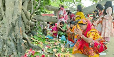সোনারগাঁয় ৫০০ বছরের ঐতিহ্যবাহী ‘বউমেলা’