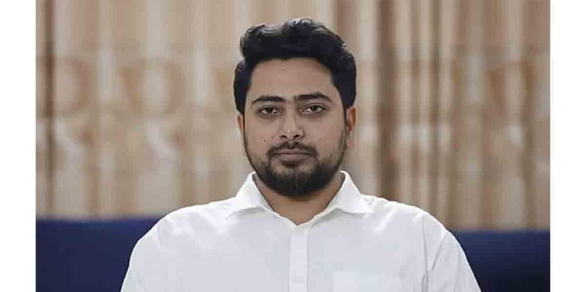 শেখ মুজিব জাতির পিতা নন: নাহিদ ইসলাম