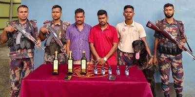 বেনাপোল সীমান্তে মাদক ও চোরাইপণ্য জব্দ, ভারতীয় নাগরিকসহ আটক ২