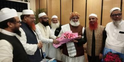 পাকিস্তানী জমিয়ত নেতা সমাবেশে যোগ দিতে বাংলাদেশে