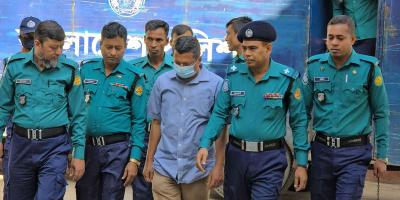 ট্রাইব্যুনালে আনা হলো সাবেক আইজিপি মামুনকে