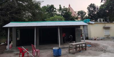 শ্যামনগরে মন্দিরের জায়গা দখল করে দোকান নির্মাণের অভিযোগ