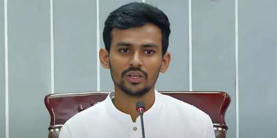 ঢাকা-১০ আসনে স্বতন্ত্র প্রার্থী হওয়ার ঘোষণা আসিফ মাহমুদের
