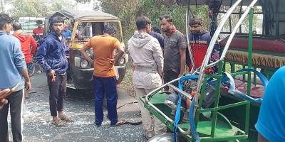 টুঙ্গিপাড়ায় ইজিবাইক-মাহিন্দ্রা সংঘর্ষে শিশু নিহত, আহত ৬