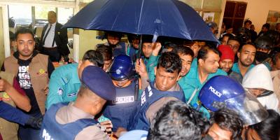 আইনজীবী আলিফ হত্যা মামলা: চিন্ময় কৃষ্ণসহ ৩৯ জনের বিরুদ্ধে চার্জ গঠন