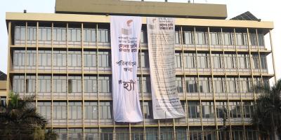 ‘হ্যাঁ’ প্রচারে মাঠে ২০ লাখ সরকারি কর্মকর্তা-কর্মচারী