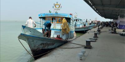 পদ্মায় জাহাজ-লঞ্চ সংঘর্ষে আহত ১০