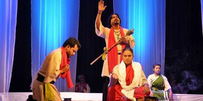 ৮০তম মঞ্চায়নে ‘দমের মাদার’