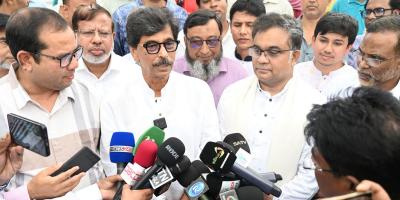 জাবির জলাশয়ে ৪১২ কেজি মাছের পোনা অবমুক্ত