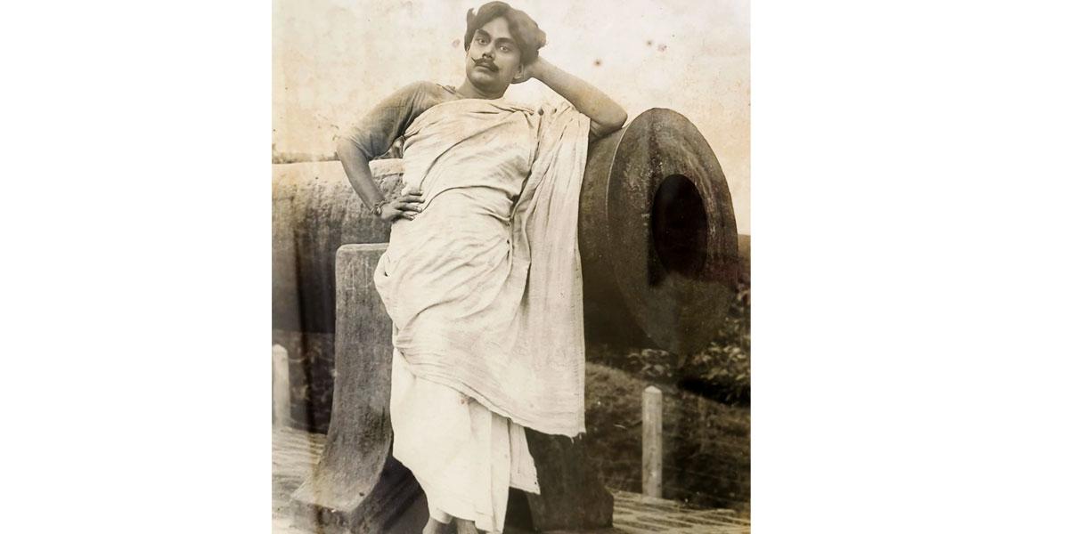 জাতীয় কবি কাজী নজরুল ইসলামের দুর্লভ ছবি