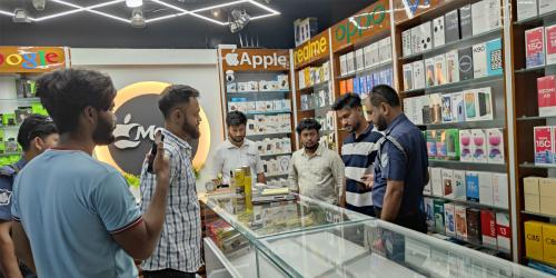 সোনারগাঁওয়ে আইফোনসহ ১৪৬ মোবাইল চুরি, প্রায় কোটি টাকা ক্ষতি